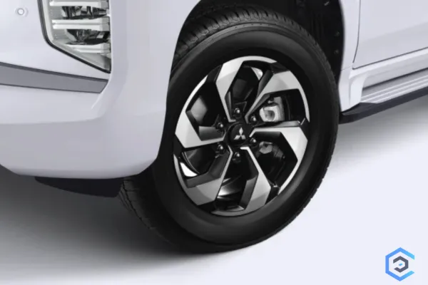 New Pajero Sport